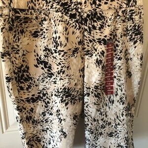 Nine West Heidi Pull On Stretch Skimmer Capris Pants NWT 14
